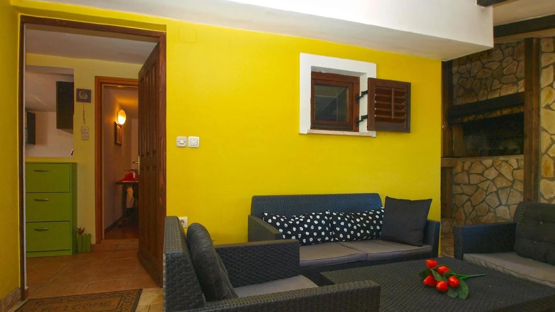 Apartment Ferienwohnung Fuer 3 Personen Ca 34 Qm In Banjole, Istrien Istrische Riviera Croatia