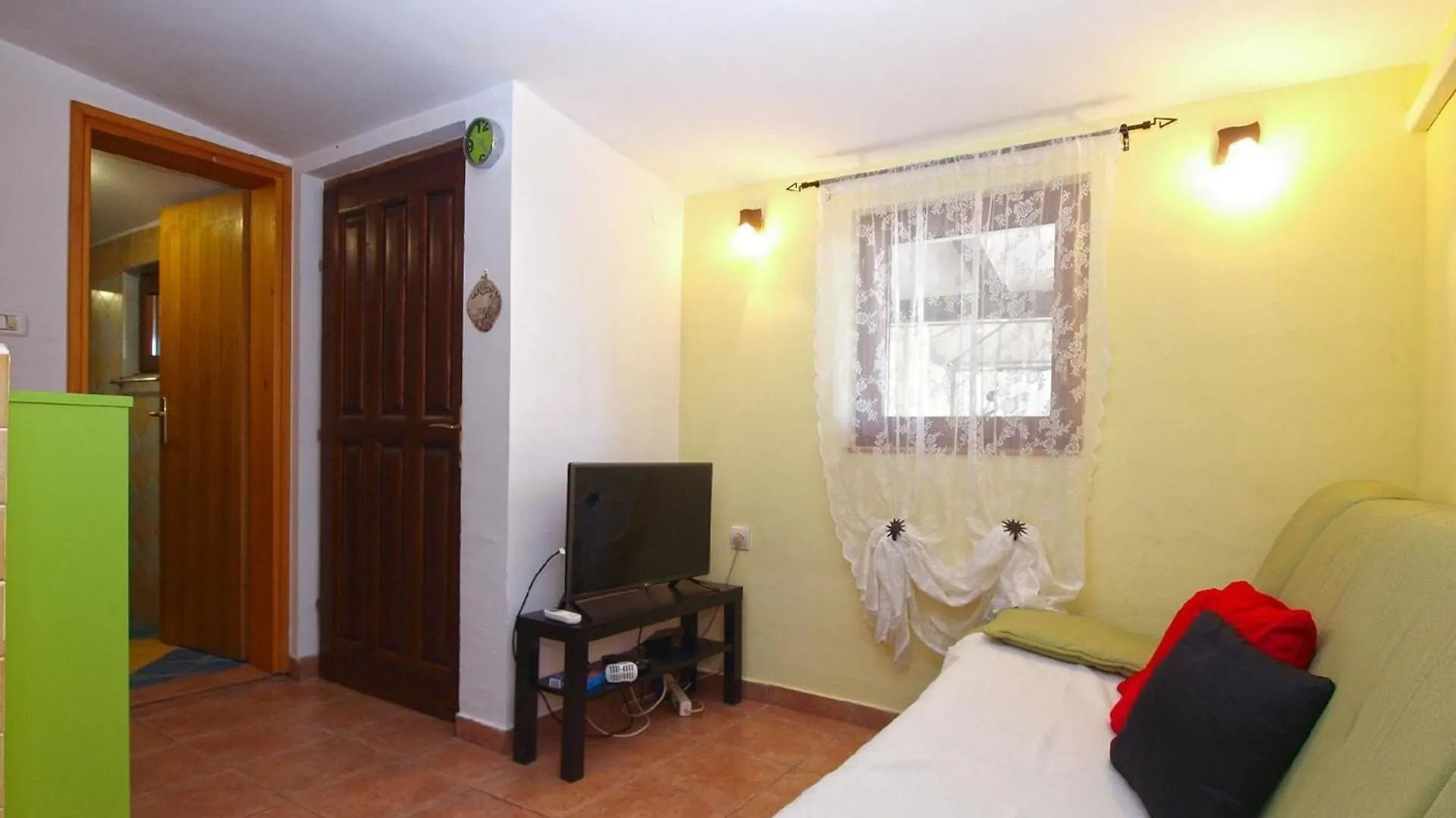 Ferienwohnung Fuer 3 Personen Ca 34 Qm In Banjole, Istrien Istrische Riviera Apartmán Banjole